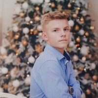 Иван Иванов