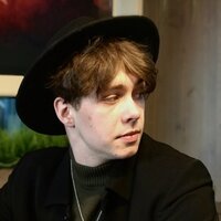 Ваня Холодин