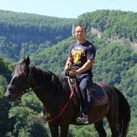 Максим Яремчук
