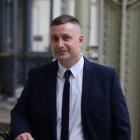 Николай Зверев