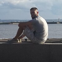 Руслан Храмов