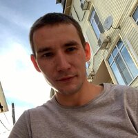 Артем Мансуров