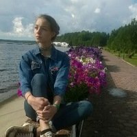 Аня Назарова