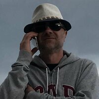 Андрей Лаенко