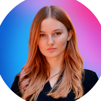 Ксения Степанова