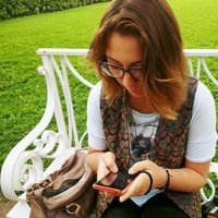 Лара Ставронская