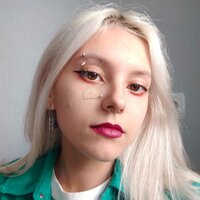 Аврора Фролова