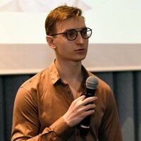 Павел Сухих