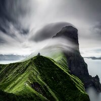 Максим Петров