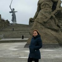 Юля Островская