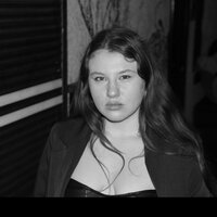 Анна Булатова