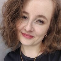 Попова  Ирина