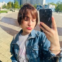 Лера Хмылова