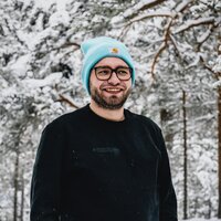 Игорь Иванов