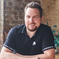 Павел Захаров