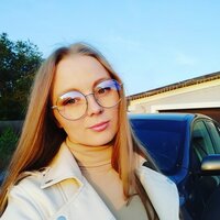 Анна Зарщикова