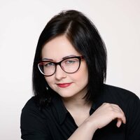 Ненахова Елена