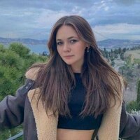 Женя Карпова