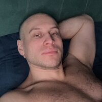 Роман Новиков