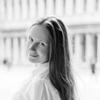 Евгения Серикова