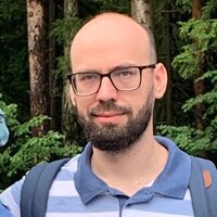 Иван Николаев