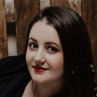 Яна Сусекова