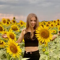 Енгибарян Романа