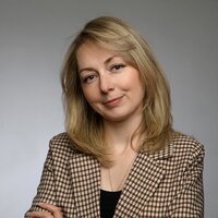 Елена Леонова