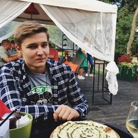 Денис Сафонов