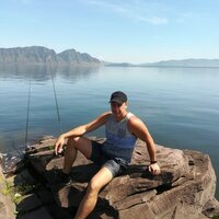 Владимир Петров