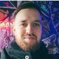 Денис Илларионов