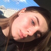 Полина Титова