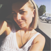 Анна Саландаева