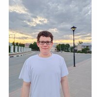 Дмитрий Романов