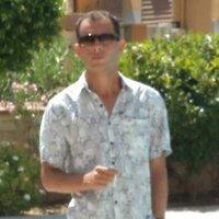 Роман Вихров