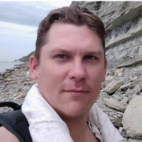 Артем Густов