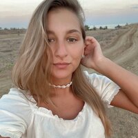 Алина Зотова