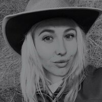 Юлия Маркова