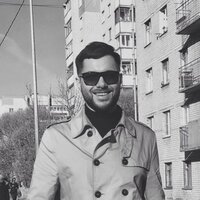 Александро Булатов