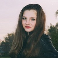 Анна Пухарина