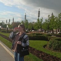 Лена Лидонова