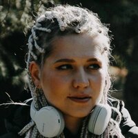 Вероника Астраханцева