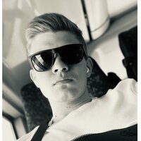 Денис Загуменников