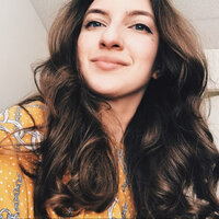 Анна Возженикова