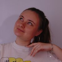 Вика Духнова