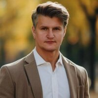 Александр Семенов