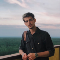 Влад Сизизинцев