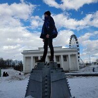 Влад Фролов