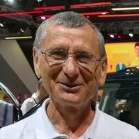 виктор саенко