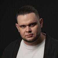 Александр Петров